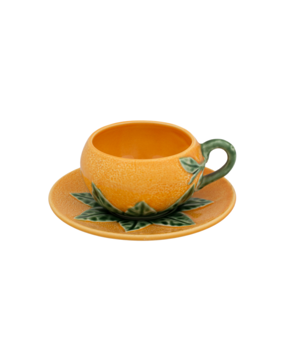 فنجان چای و نعلبکی پرتقال