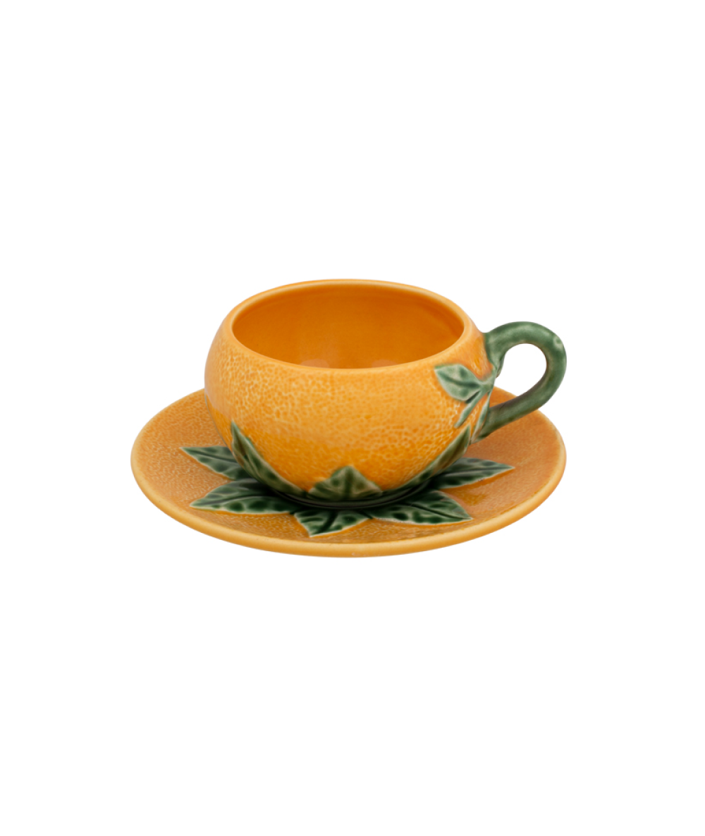 فنجان چای و نعلبکی پرتقال